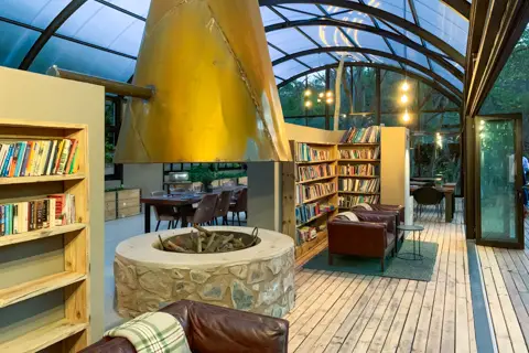 Summerfields River Café | EarthSwitch Architects